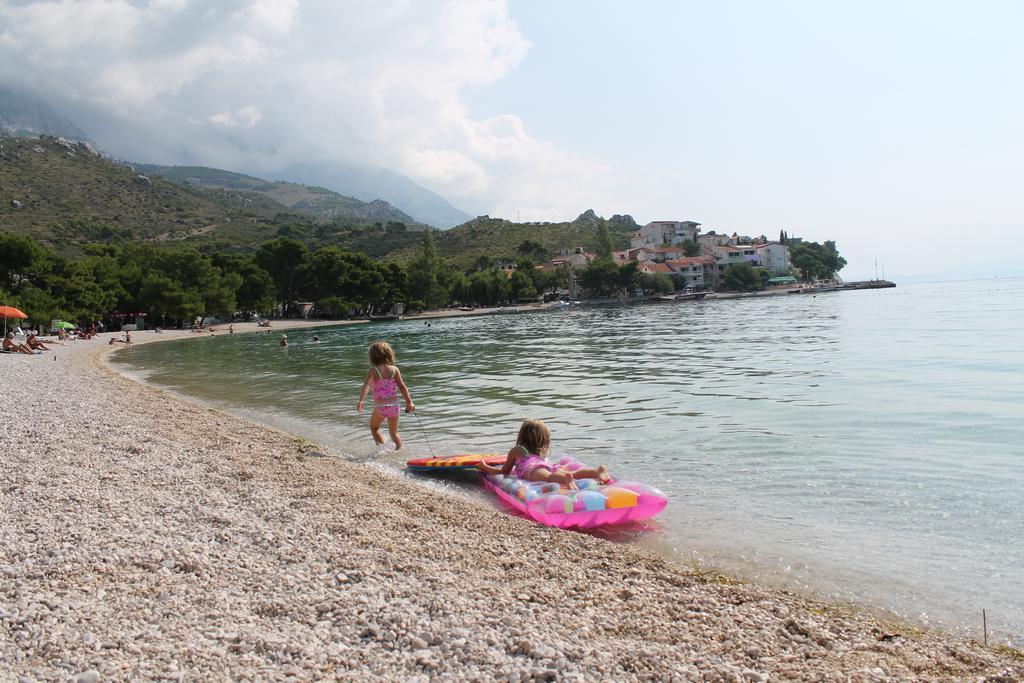 Apartments Anini Dvori Проманья Экстерьер фото
